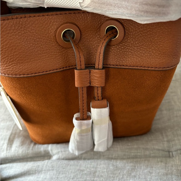 Spatina 449 Semi Crossbody - Picture 2 of 5
